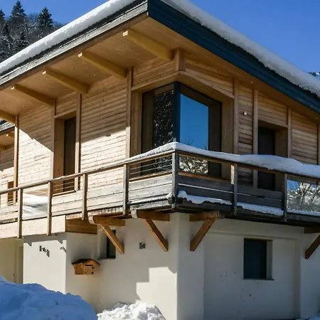 Base Camp Chalet
