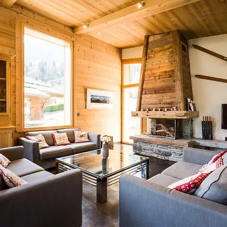 Base Camp Chalet