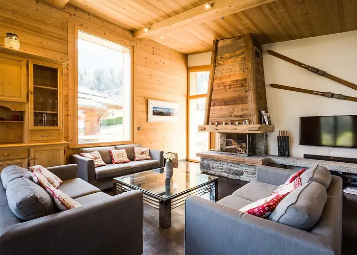 Base Camp Chalet